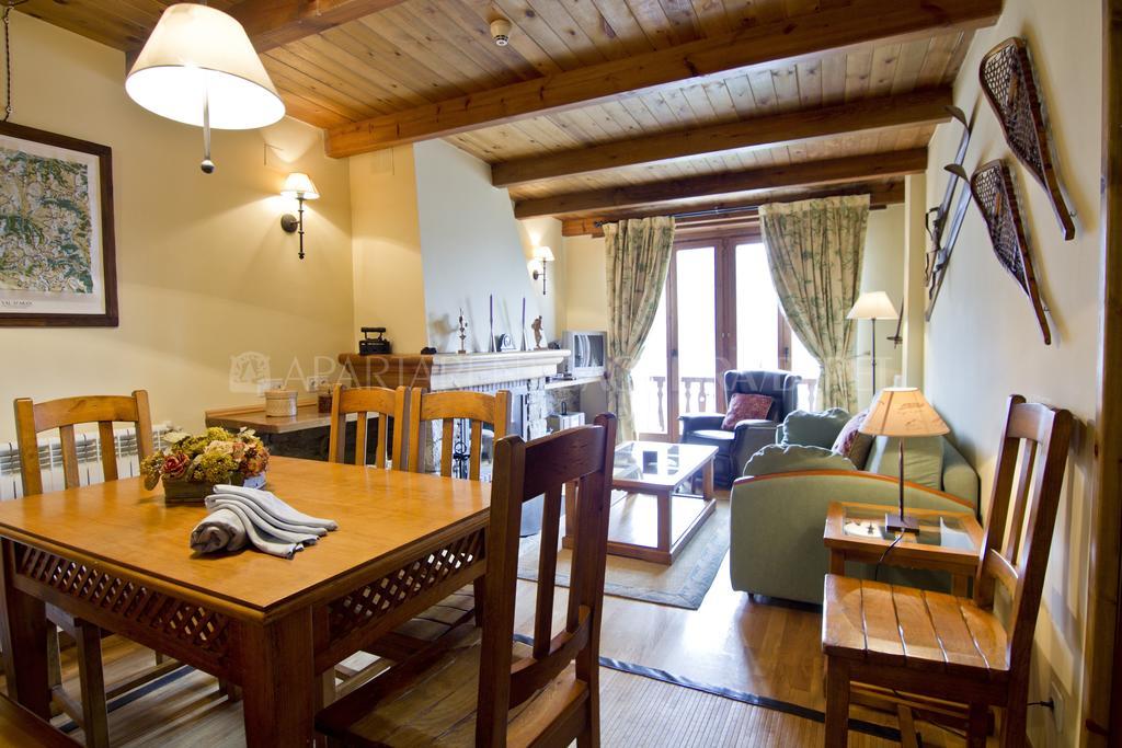 Apartarent La Pleta Y Nin Cota 1700 Baqueira Beret Dış mekan fotoğraf