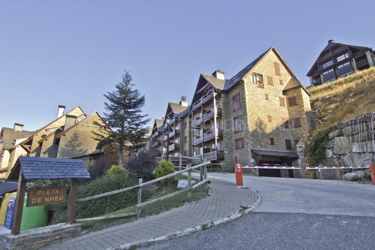 Apartarent La Pleta Y Nin Cota 1700 Baqueira Beret Dış mekan fotoğraf